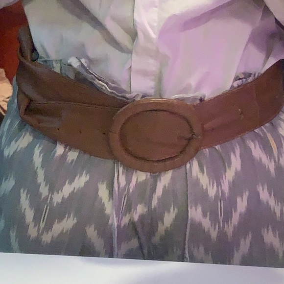 Promod brown wide belt. Leather. Hardly used. Can wear it in both directions! - Picture 7 of 8